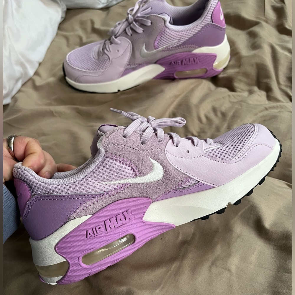 Nike shoes